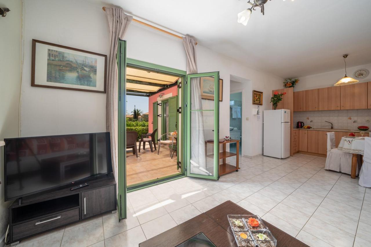Monambeles Villas Svoronata Extérieur photo
