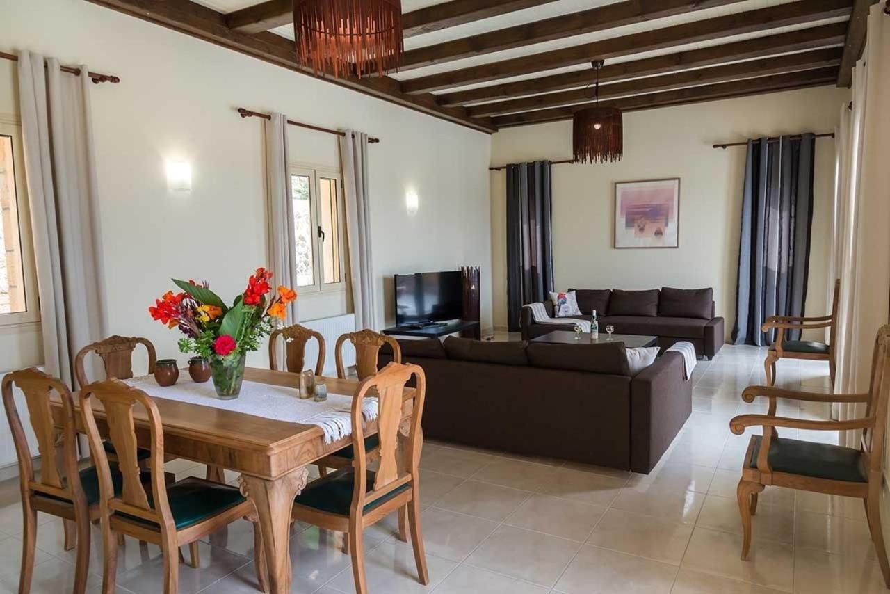Monambeles Villas Svoronata Extérieur photo